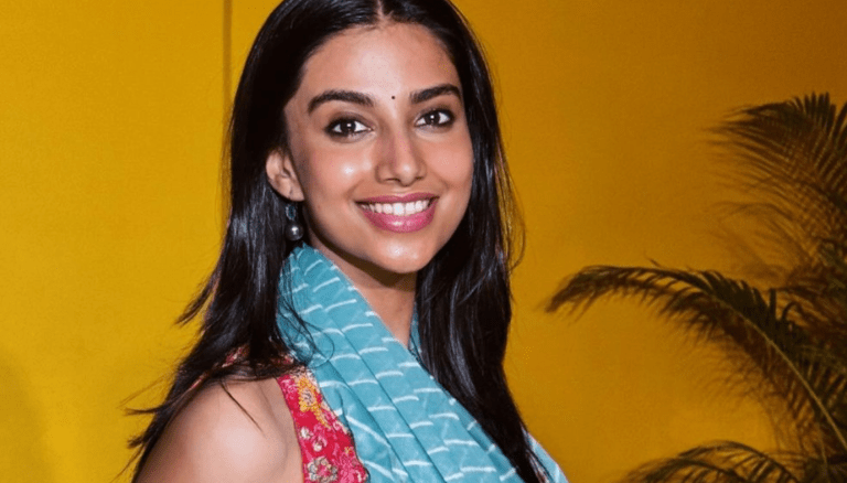 Meenaakshi Chaudhary is a true beauty in this pics!