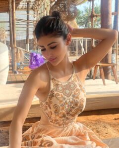 mouni roy