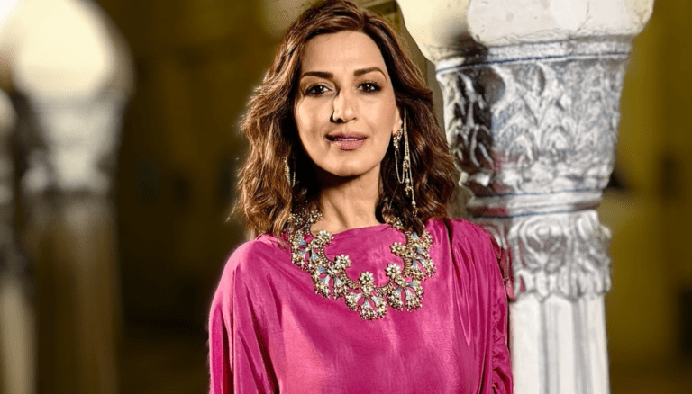 Sonali Bendre beauty shines through effortlessly!