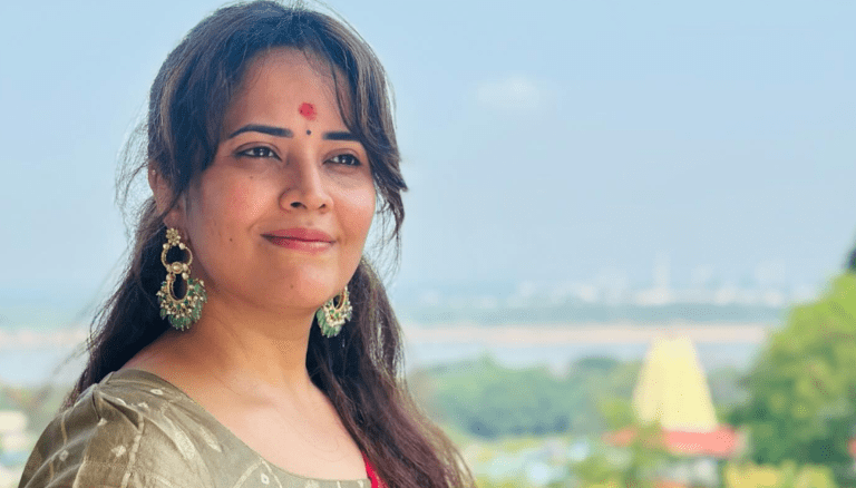 Anasuya Bharadwaj looks breathtaking in this pic!