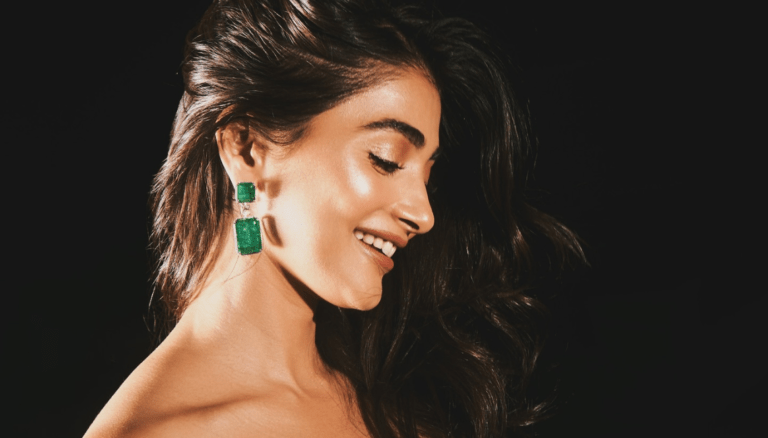 Pooja Hegde charm is simply irresistible!