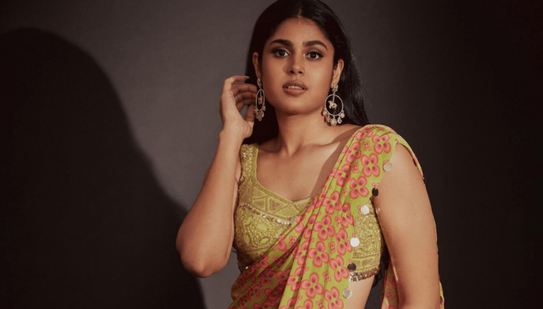 Faria Abdullah is glowing in this shot!