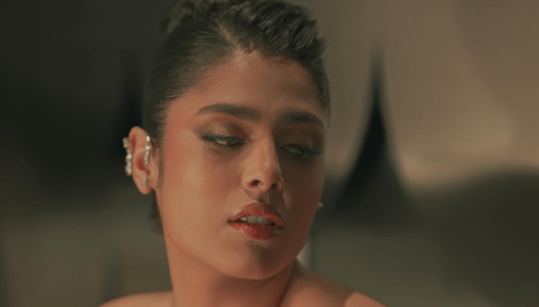 Faria Abdullah is glowing with charm here!