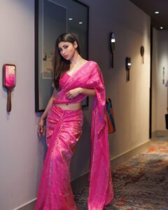 mouni roy