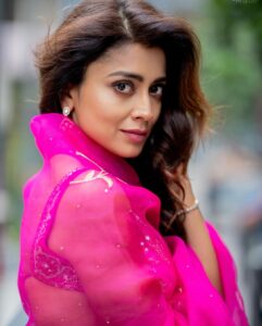 shriya saran