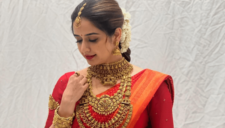 Ashika Ranganath glow is simply stunning!