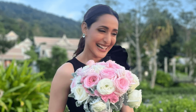 Pragya Jaiswal exudes grace and beauty!