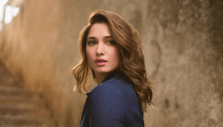 Tamannaah looks breathtakingly gorgeous!