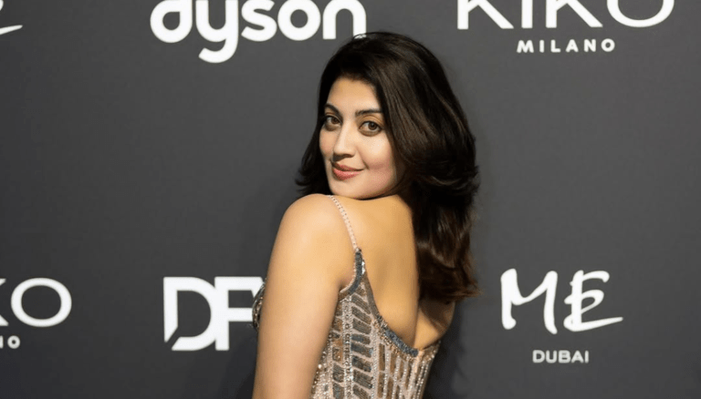 Pranitha Subhash is a perfect blend of beauty and grace!