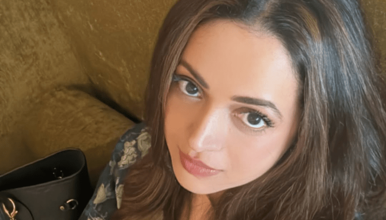 Bhavana Menon looks stunning in every frame!