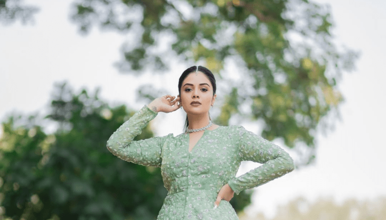 Sreemukhi smile lights up the frame!