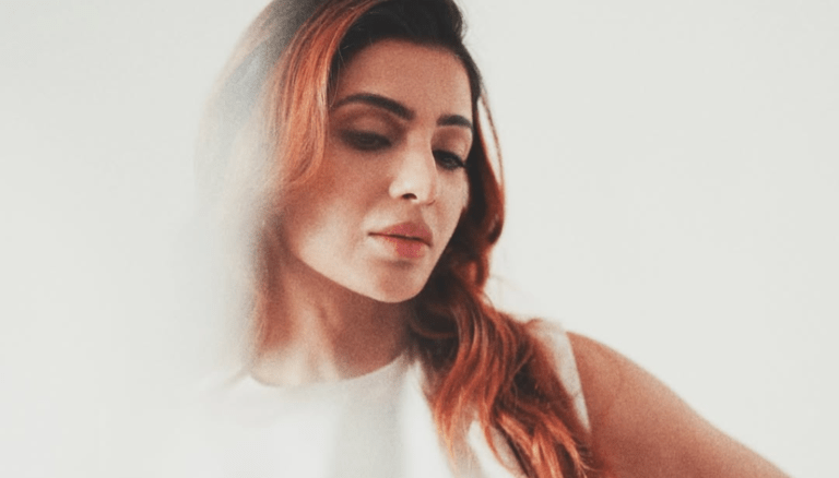 Samantha shines like a true diva in latest pics!