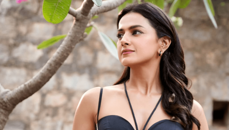 Shraddha Srinath charm is stealing hearts again!