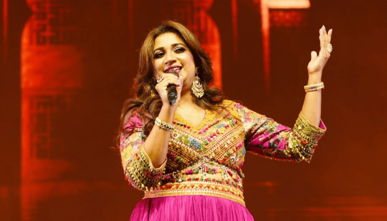 Shreya Ghoshal shines like a true diva!