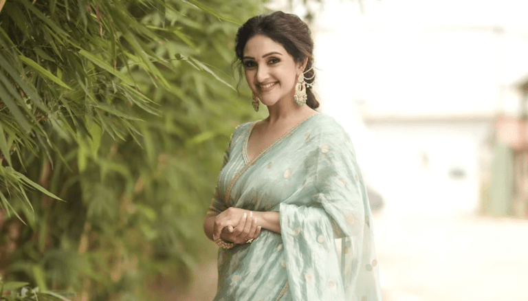 sridevi vijaykumar stuns with her timeless beauty!