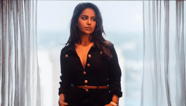 Avika Gor stuns with her timeless beauty!