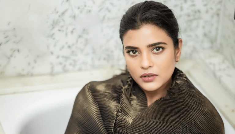 Aishwarya Rajesh is looking stunning in this shot!