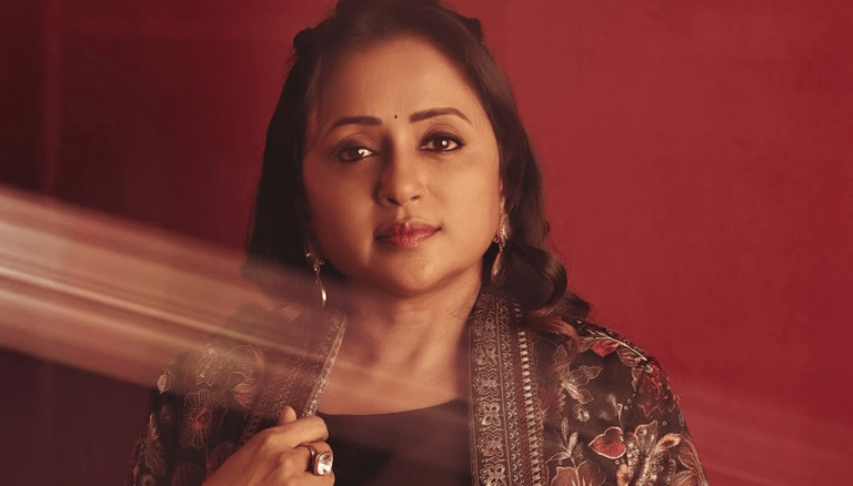 Suma Kanakala is looking super cute!