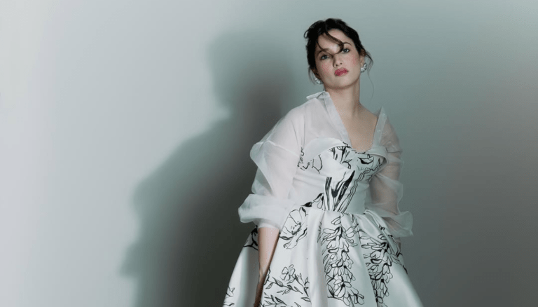 Tamannaah Bhatia looks lovely in this photos!