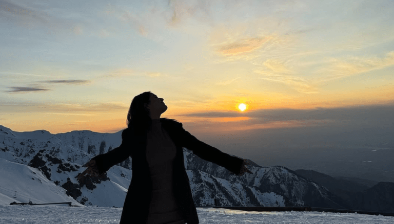 Kavya Thapar is glowing with beauty