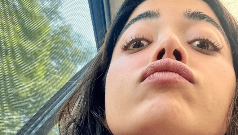 Rashmika Mandanna looks so beautiful!