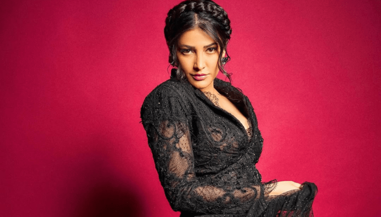 Shruti Haasan is shining in this pictures!