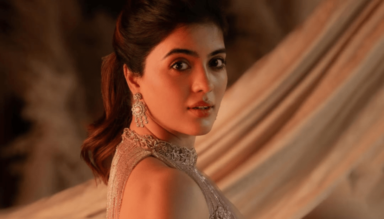 Amritha Aiyer is glowing with beauty!