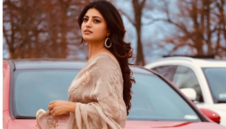 Anandhi Looking So Beautiful in Saree
