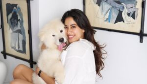 Janhvi Kapoor looks Beautiful in White Dress
