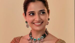 Ashika Ranganath Looking gorgeous in this outfit