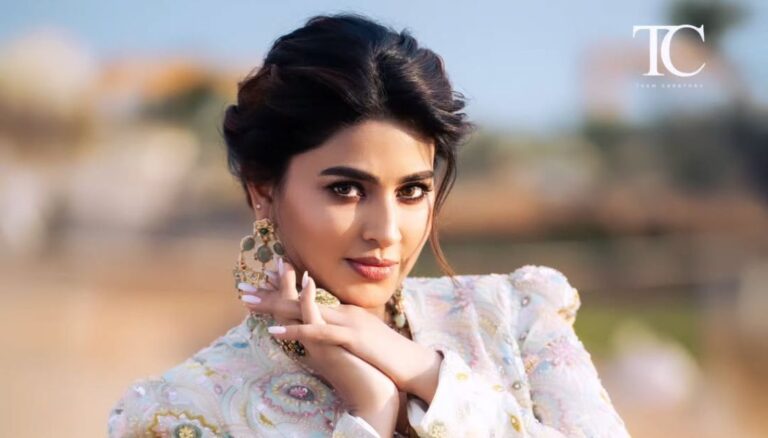 Actress Sneha Latest Beautiful Images