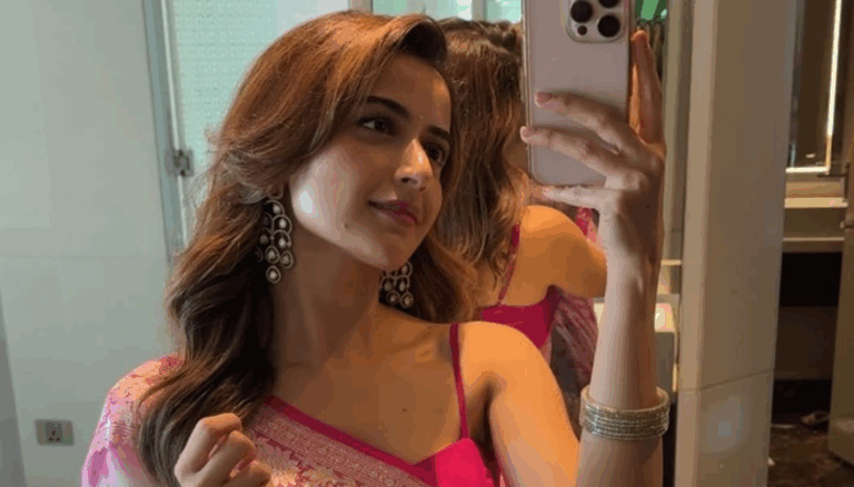 Ashika Ranganath Looks Beautiful in this Saree