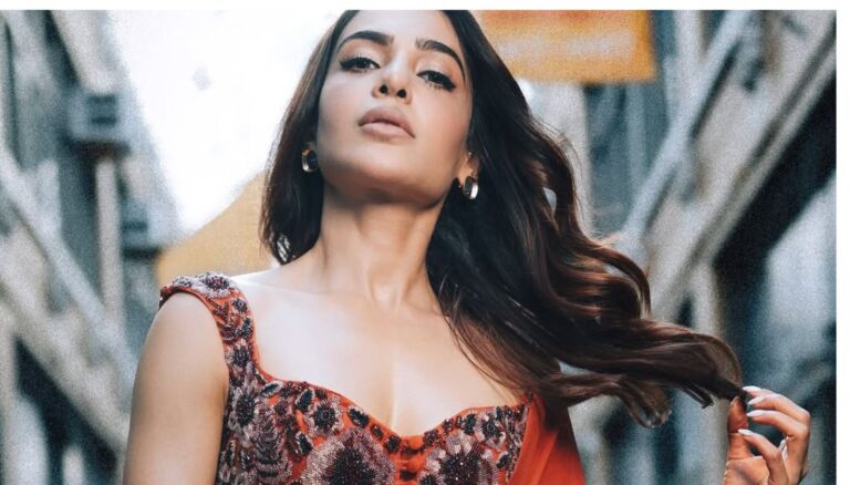 Samantha Looks Beautiful in Latest pics