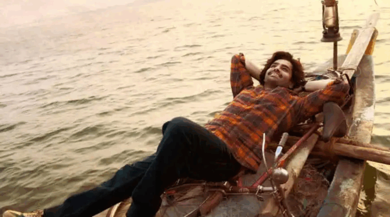 Ram Pothineni Looks Captivating in Andhra King Taluka Special Look Poster