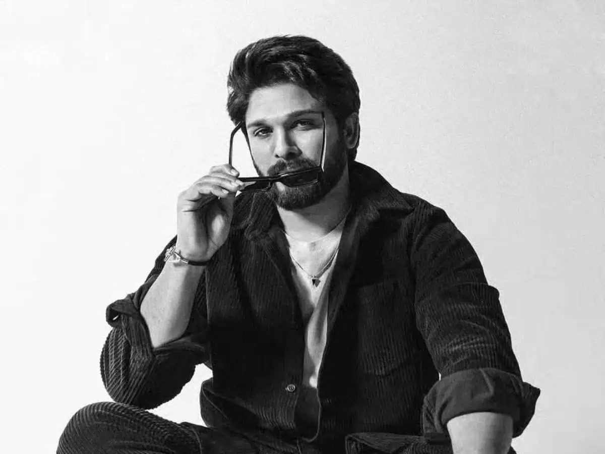 Allu Arjun Lineup: Will Bunny Work with a Telugu Director Again? New Discussion Begins 1 Allu Arjun Lineup: Will Bunny Work with a Telugu Director Again? New Discussion Begins