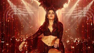 Love & War: Alia Bhatt Stuns in a Glamorous First Look